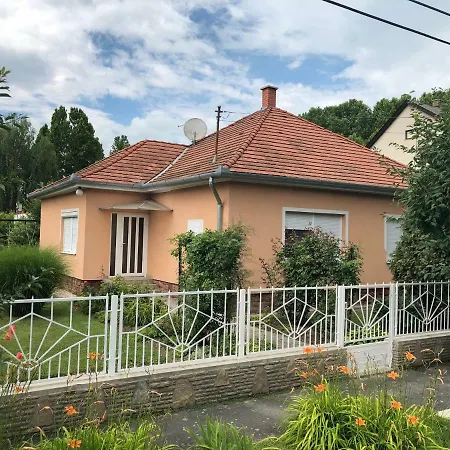 Liget Nyaralohaz Apartment Balatonfoldvar